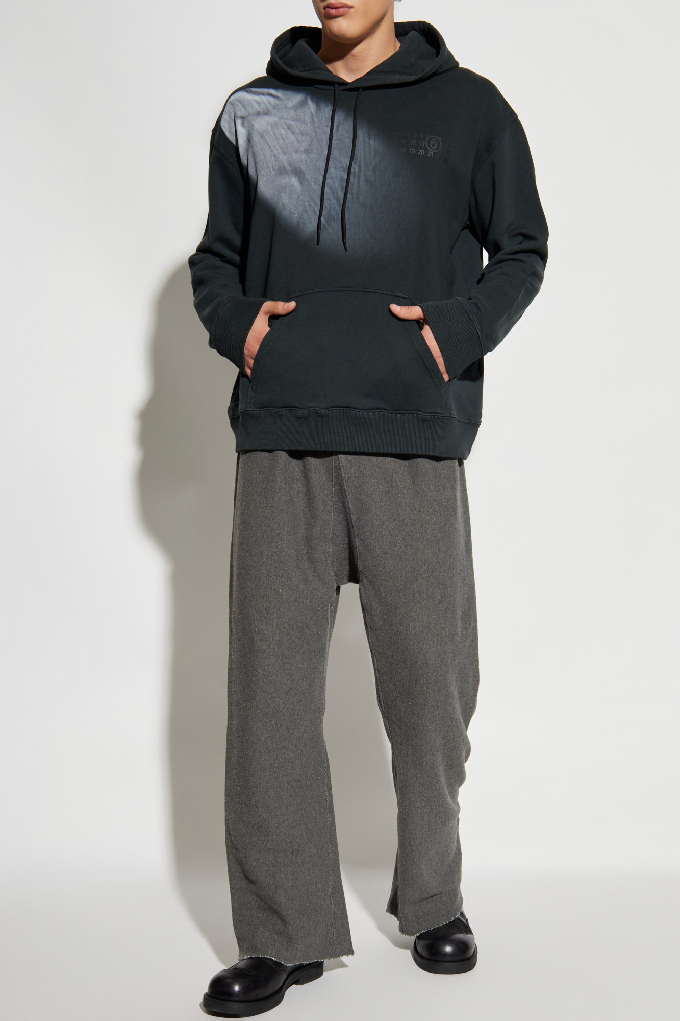 【MAISON MARGIELA】SIDE SPLIT HOODIE MM6 MAISON MARGIELA/SIDE SLIT LOGO BACK HOODIE(WHITE)